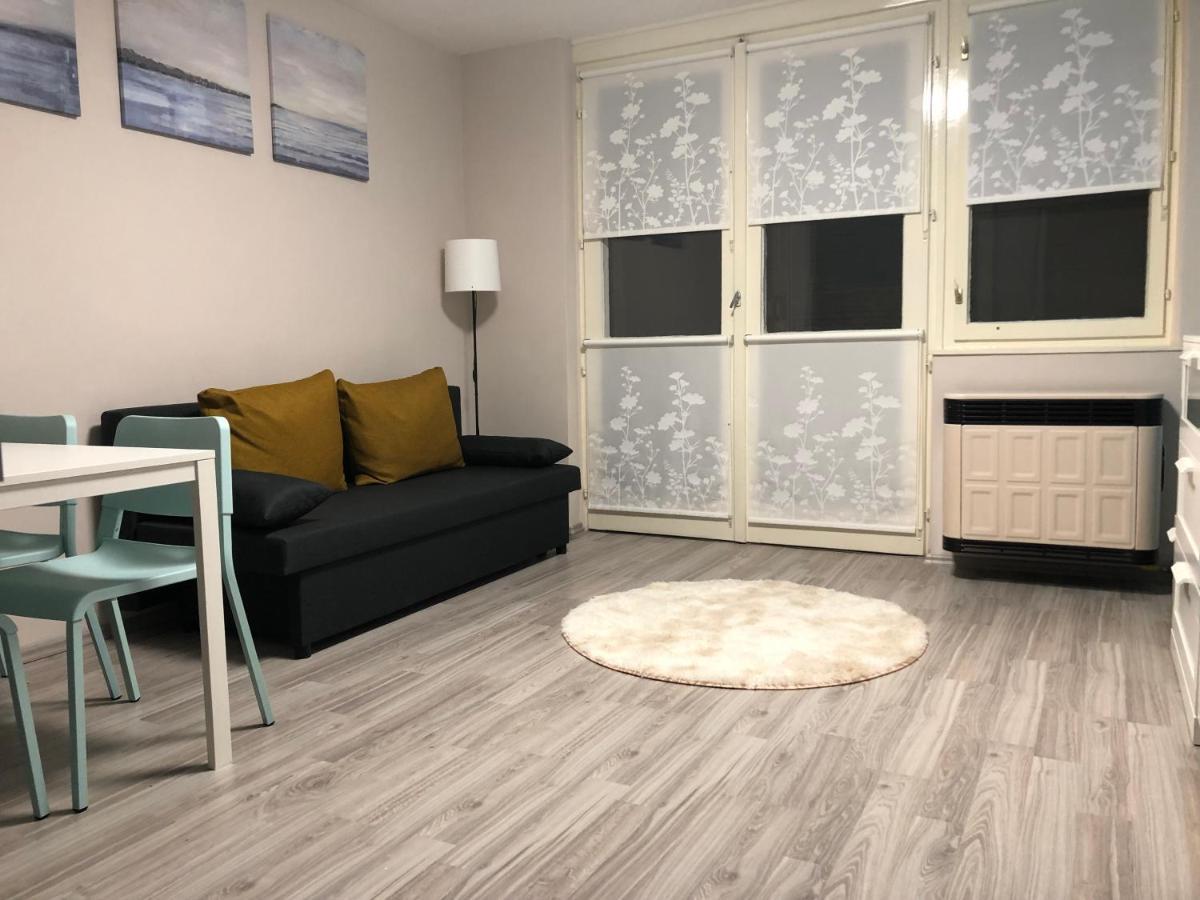 Happy Bunnies Apartman I - Gunarasfurdo Dombovar Exterior photo