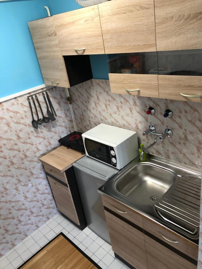Happy Bunnies Apartman I - Gunarasfurdo Dombovar Exterior photo